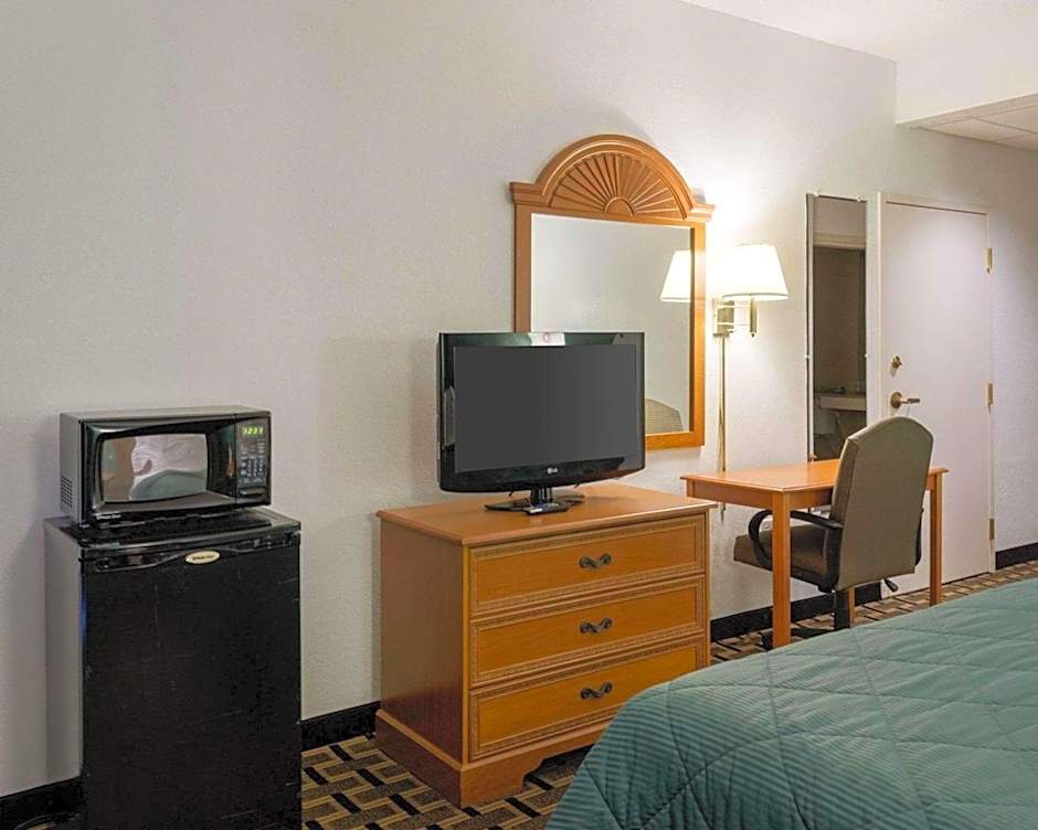 Quality Inn Magee