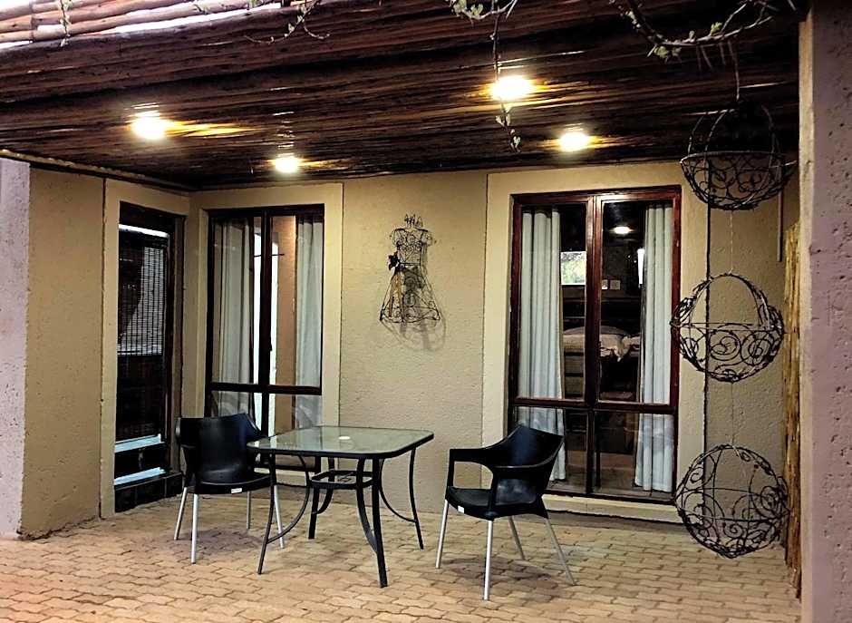 Mabalingwe Elephant Lodge