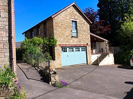 Parkfield (Chepstow BnB)