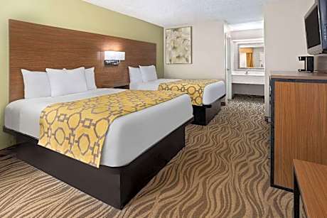 Queen Room with Two Queen Beds - Non-Smoking