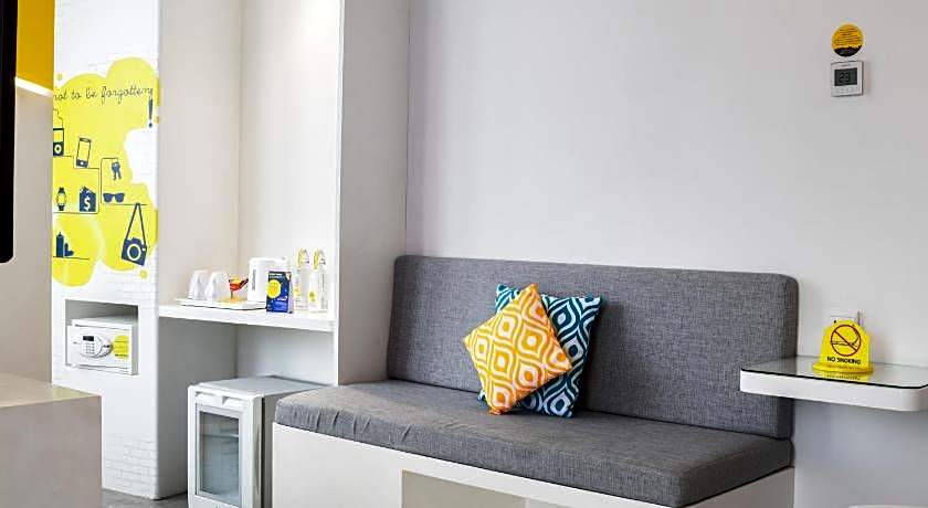 YELLO Kuta Beachwalk Bali