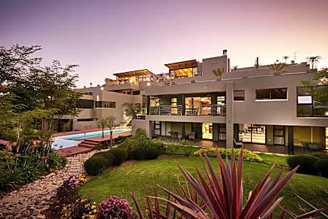 Dynasty Forest Sandown Hotel & Conference Center