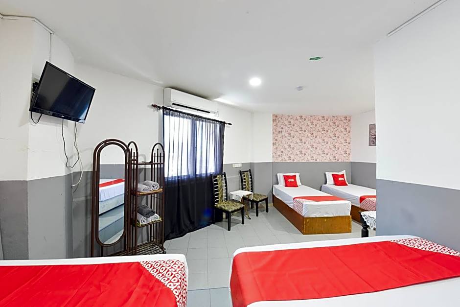 Hotel O Indah