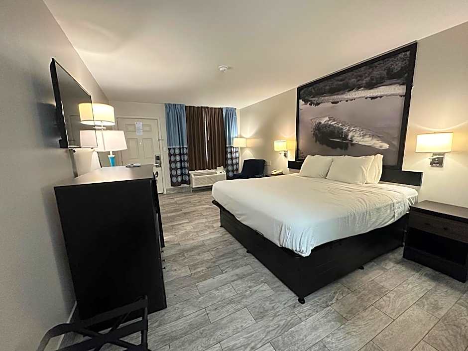 Super 8 by Wyndham Ocean Springs Biloxi