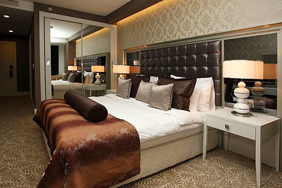 QafqaZ Baku City Hotel & Residence