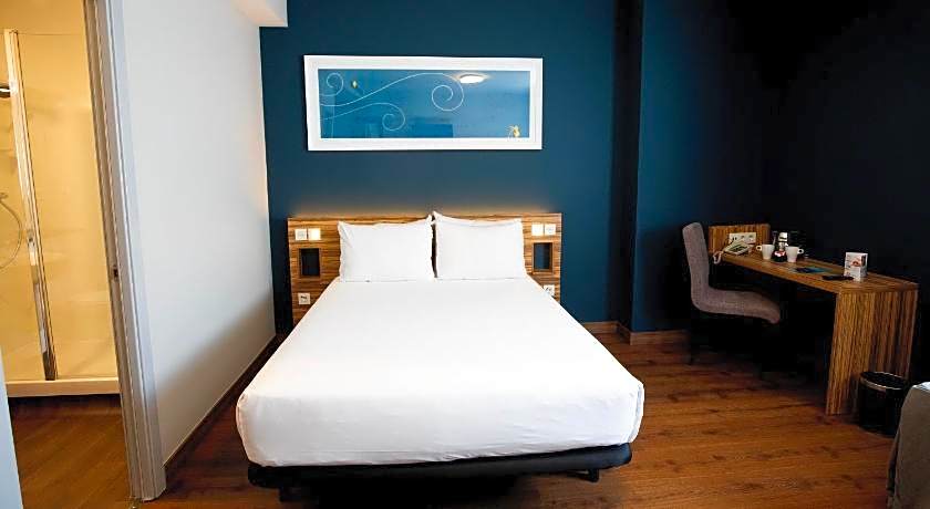 Travelodge Madrid Metropolitano