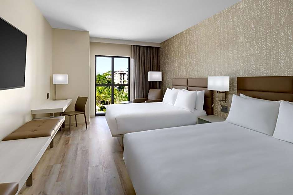 AC Hotel by Marriott Naples 5th Avenue