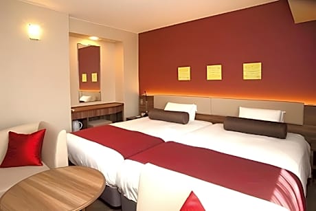 Superior Twin Smoking