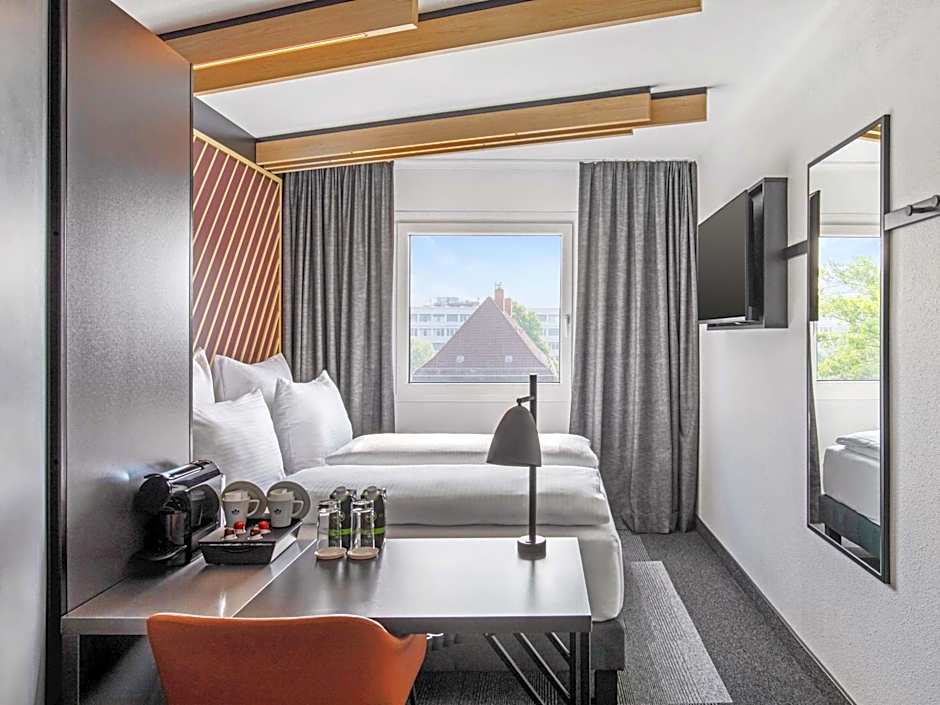 B&B HOTEL Hamburg-Airport