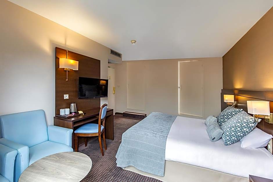 Helgon Hotel - Lourdes Pyrénées