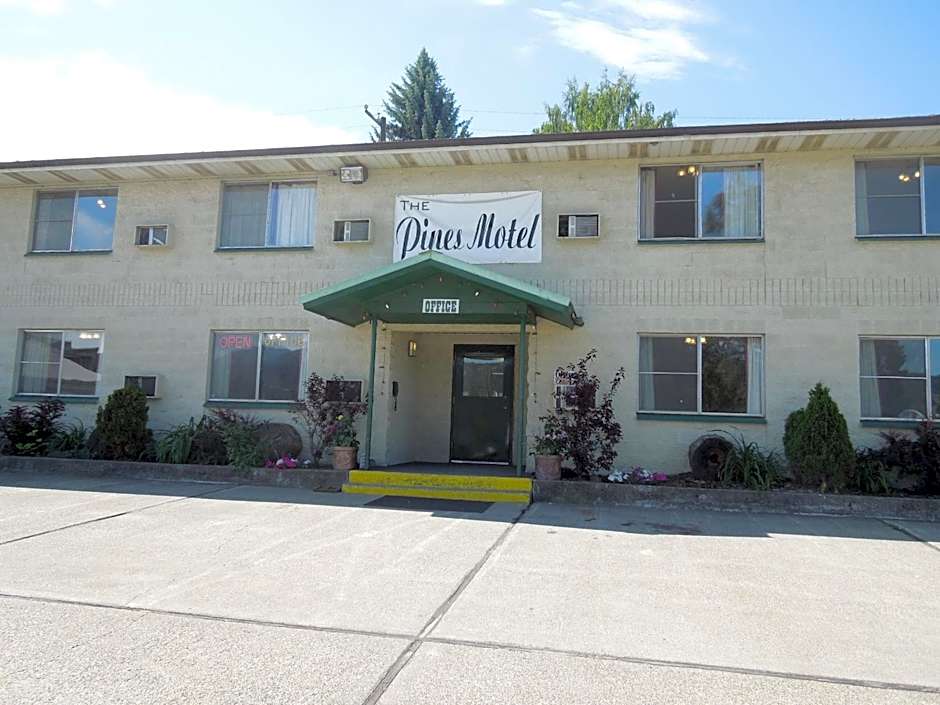 The Pines Motel