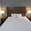 Baymont by Wyndham Flint Airport North