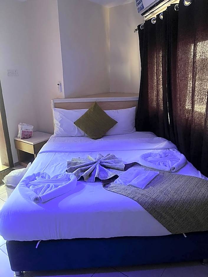 Sharjah Plaza Hotel