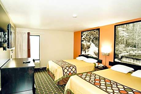 Queen Room with Two Queen Beds - Non-Smoking