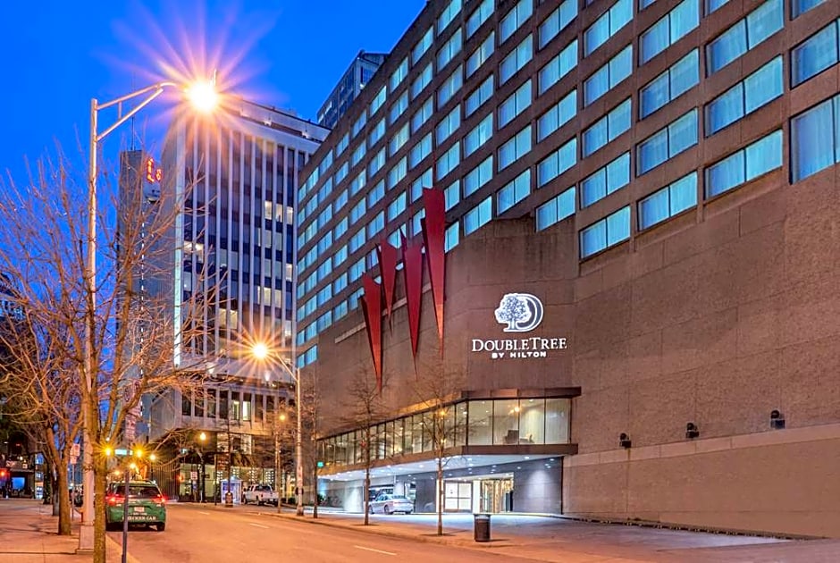 DoubleTree by Hilton Hotel Nashville Downtown