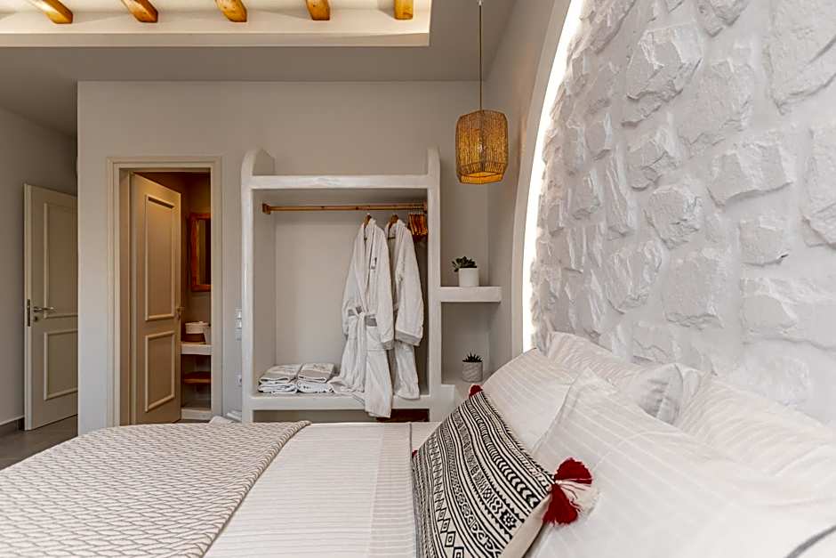 Porto Dema Luxury Suites