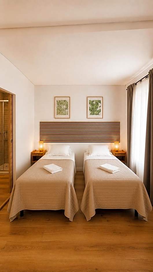 INT Lisbon Suites
