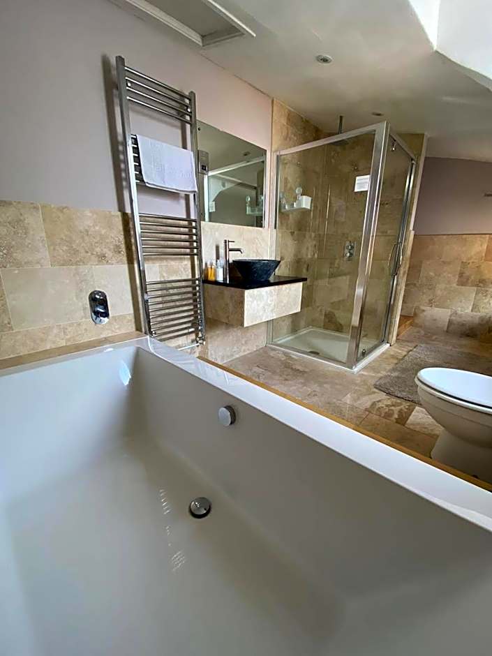 The Antelope at Upavon