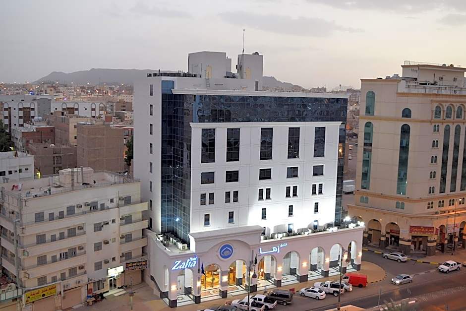 Zaha Al Munawara Hotel
