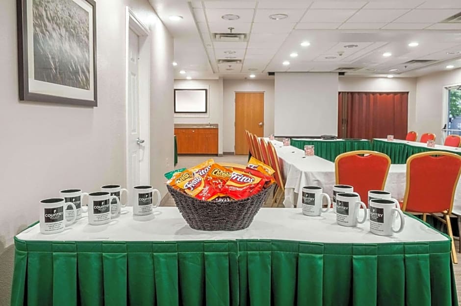Country Inn & Suites by Radisson, Cookeville, TN