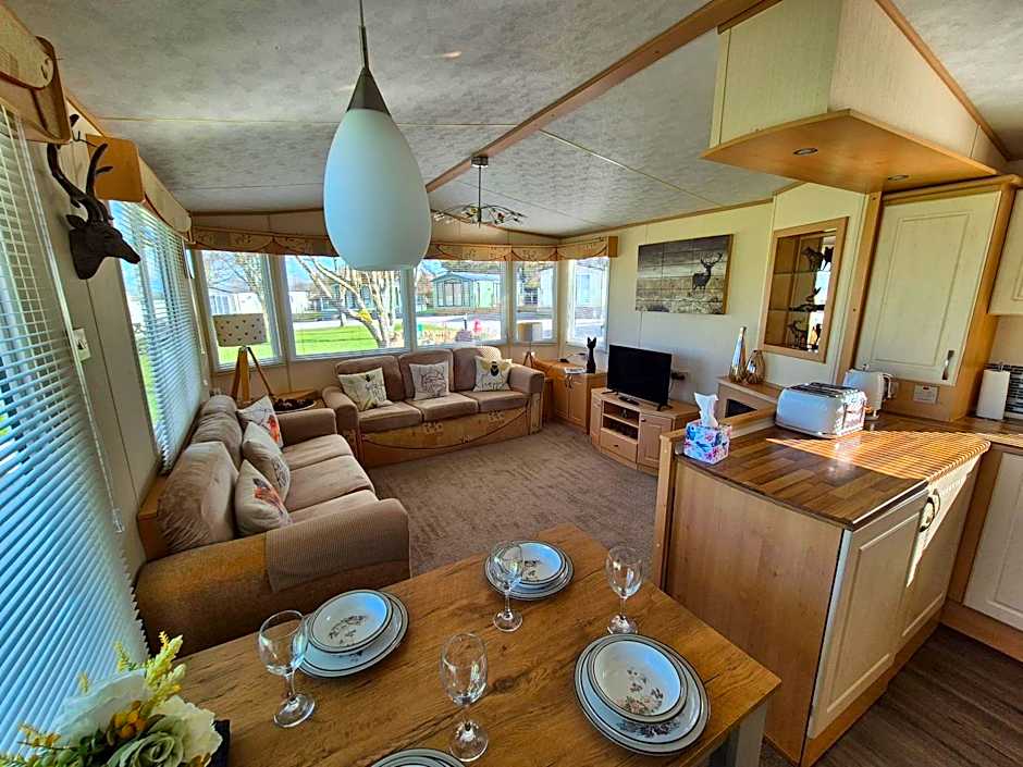 24 The Beeches Caravan Park