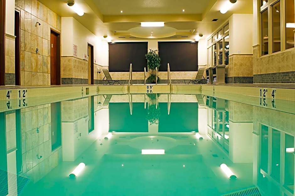 Holiday Inn Hotel & Suites-West Edmonton By IHG