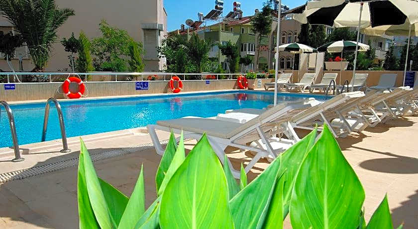 Lara Diamond Hotel