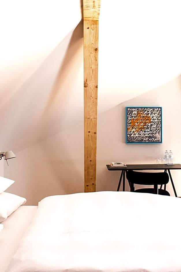 Kai 36 - Hotel zwischen Fels und Fluss