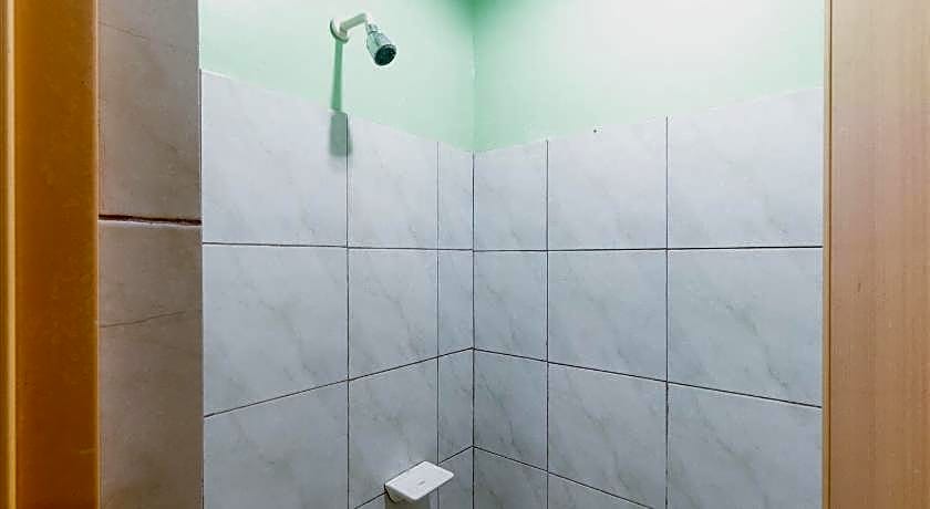 CM Apartelle Iloilo International Airport by RedDoorz