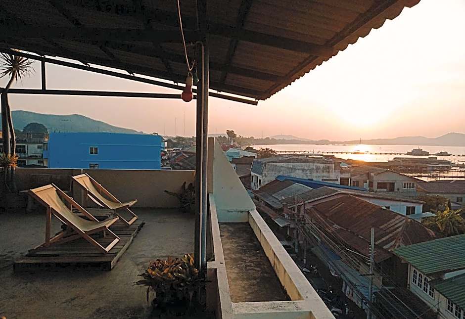 Sattahiptale Boutique Guesthouse & Hostel