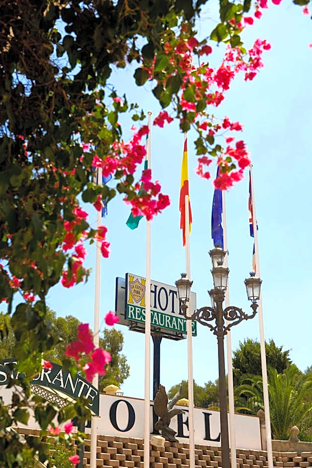 La Cueva Park