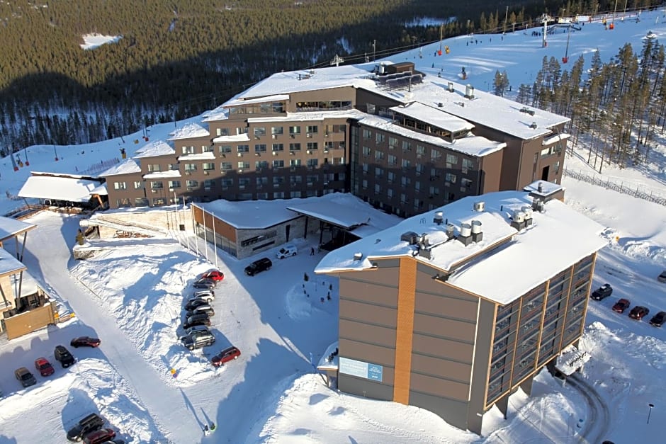 Hotel Levi Panorama & Levi Chalets, Sirkka. Rates from EUR93.