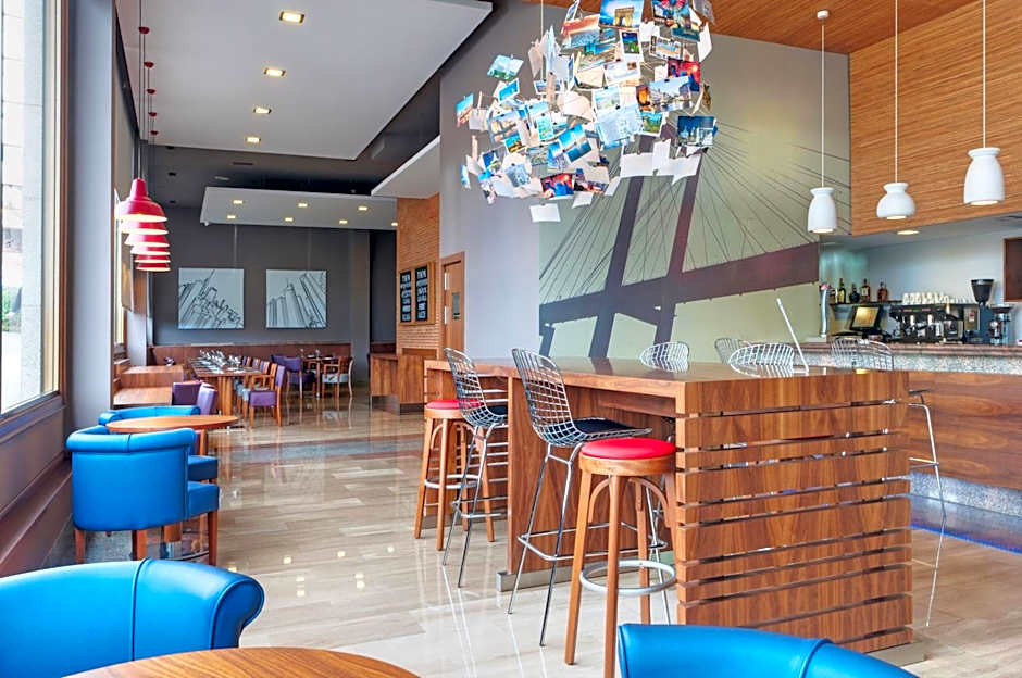 Hotel Vigo Los Galeones Affiliated by Melia