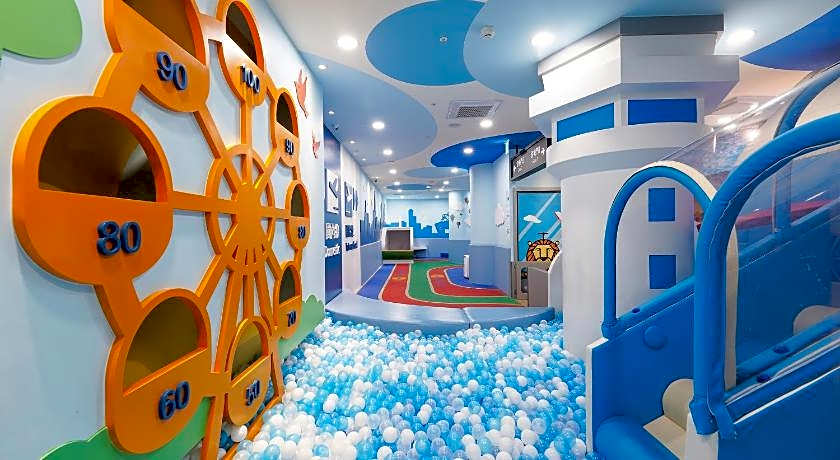 Holiday Garden Hotel SKM Park