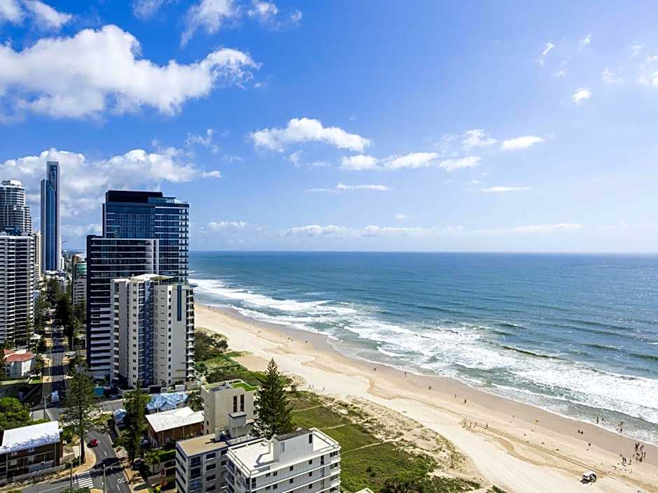 BreakFree Acapulco Surfers Paradise