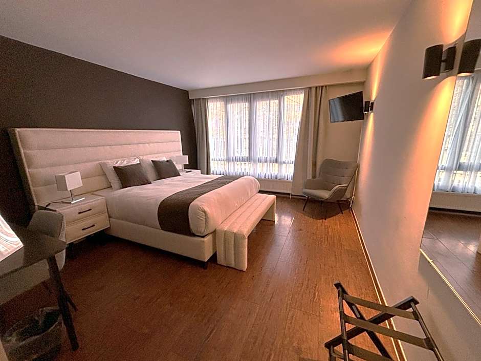 Escale Hotel