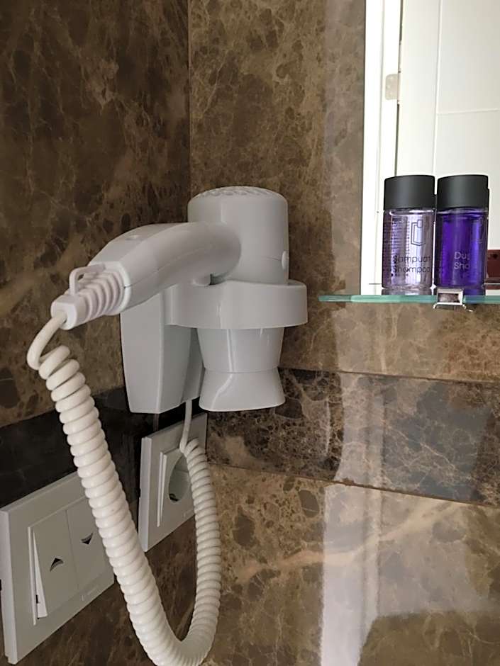 Truemar Hotels & Suites