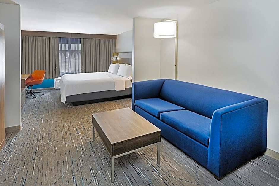 Holiday Inn Express Hotel & Suites Laredo-Event Center Area By IHG