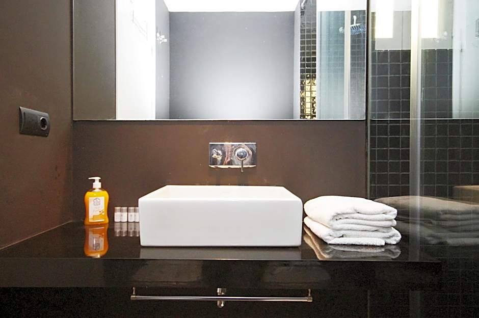 Mosen Sorell Apartments