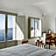 La Perla Villas - Adults Only
