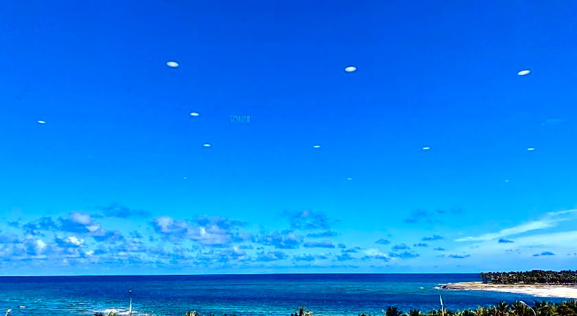 Muong Thanh Luxury Nhat Le Hotel