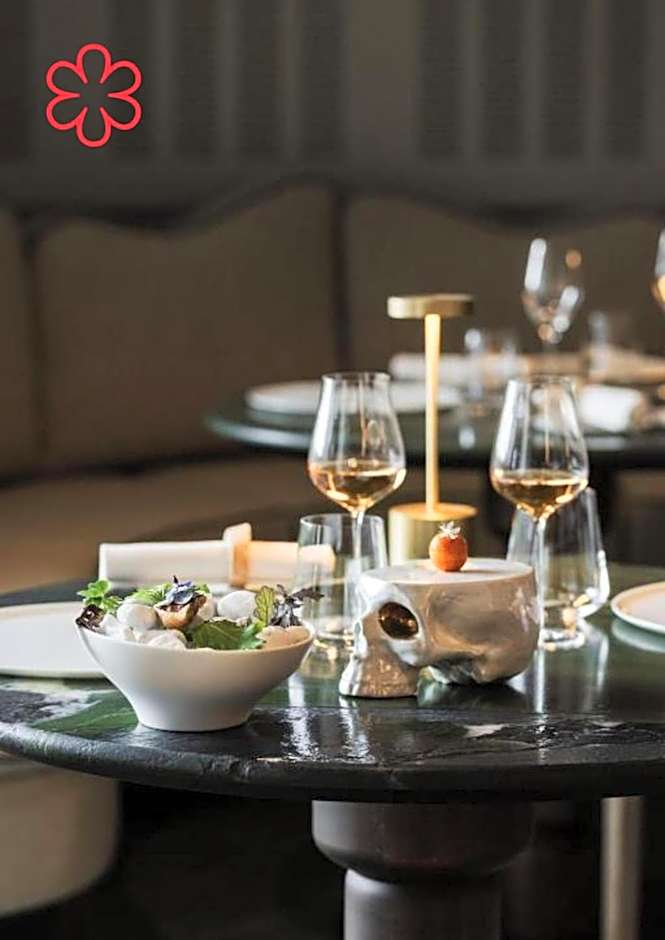 Renaissance by Marriott Aix-en-Provence Hotel