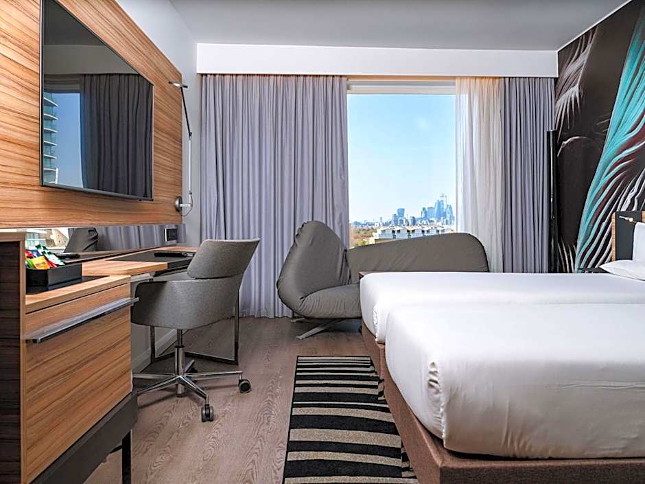 Novotel London Canary Wharf
