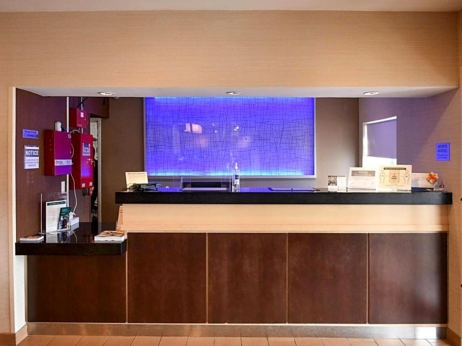 Comfort Inn & Suites Texas City I-45