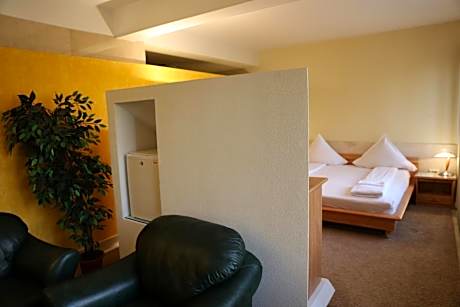 Business Suite with Spa Bath