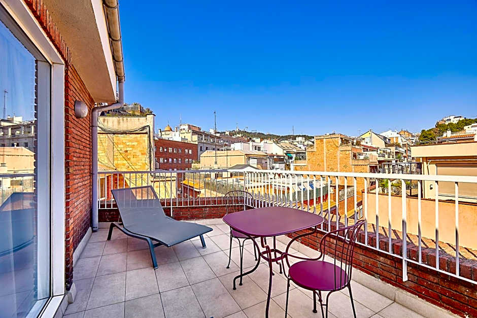 Photo 1 of 4 of Terrace