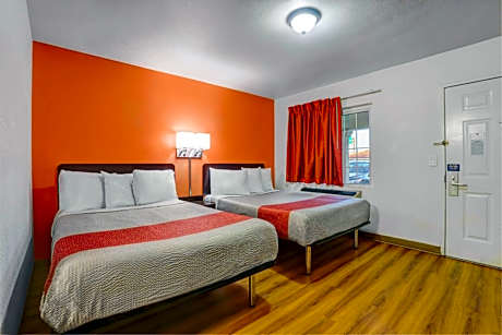 Deluxe Quadruple Room - Smoking