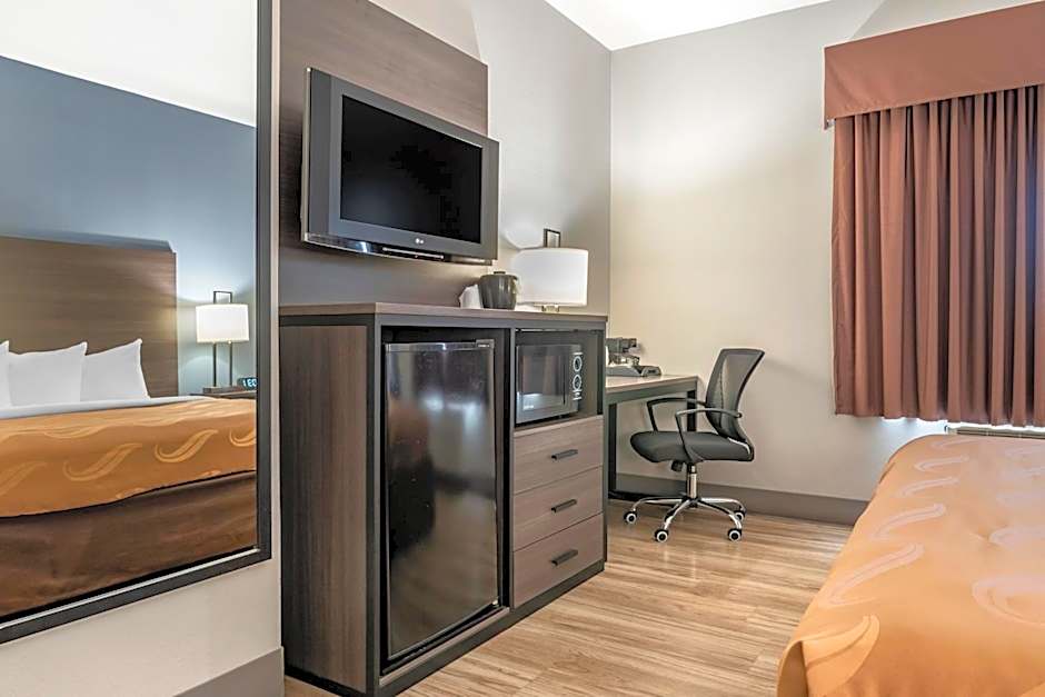Quality Inn & Suites