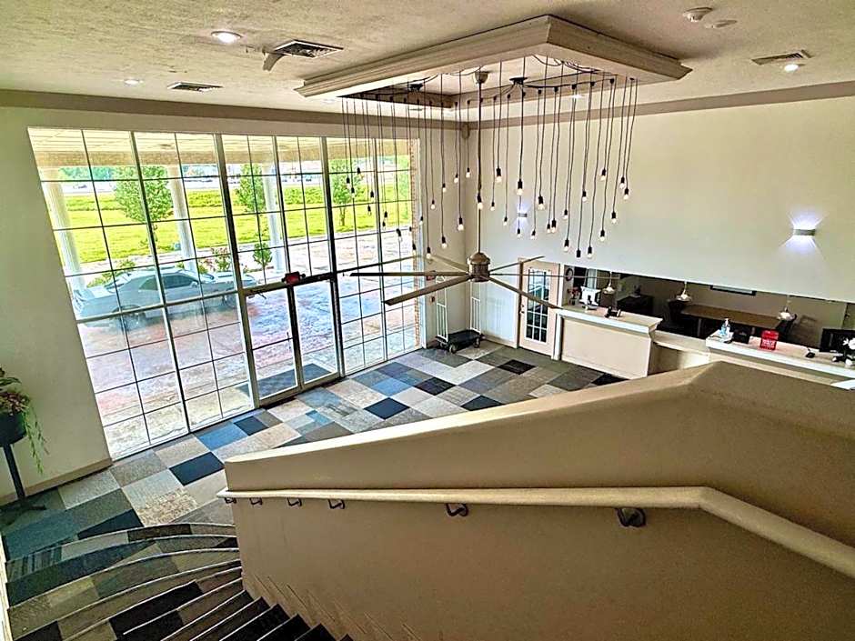 University Inn of Carbondale by Hotel O