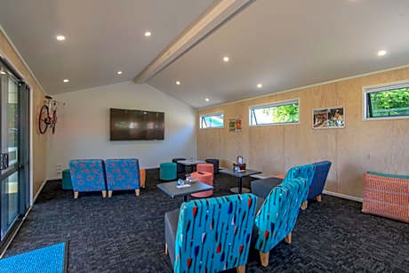 Cambridge TOP 10 Holiday Park - Campsite